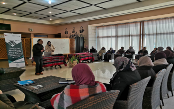 المركز الفلسطيني للاتصال والسياسات التنموية  | المركز الفلسطيني يعقد اليوم جلسة مساءلة مع مكوناته الأساسية