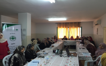 المركز الفلسطيني للاتصال والسياسات التنموية  | المركز الفلسطيني ينفذ ورشتي عمل حول النهوض بحقوق العاملات