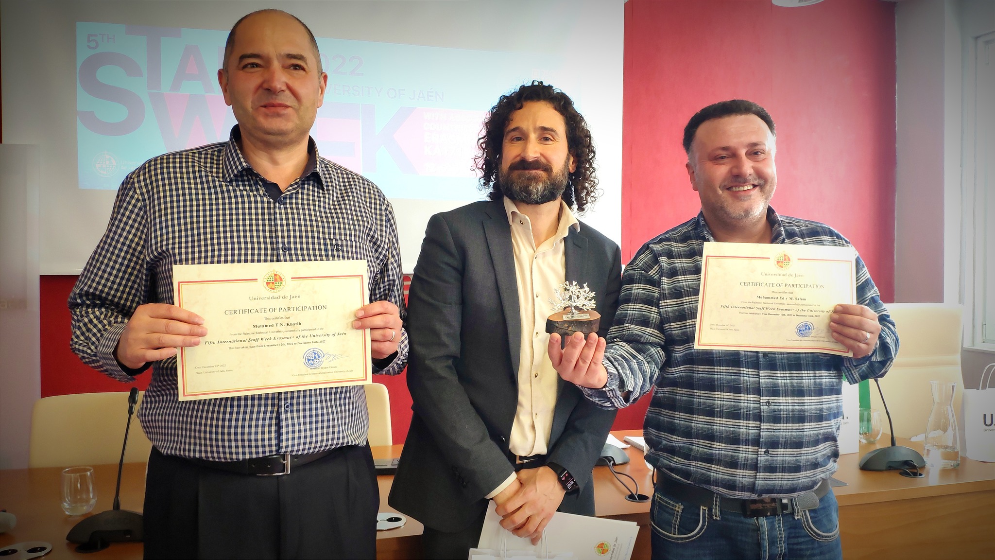 المركز الفلسطيني للاتصال والسياسات التنموية  | Staff week
