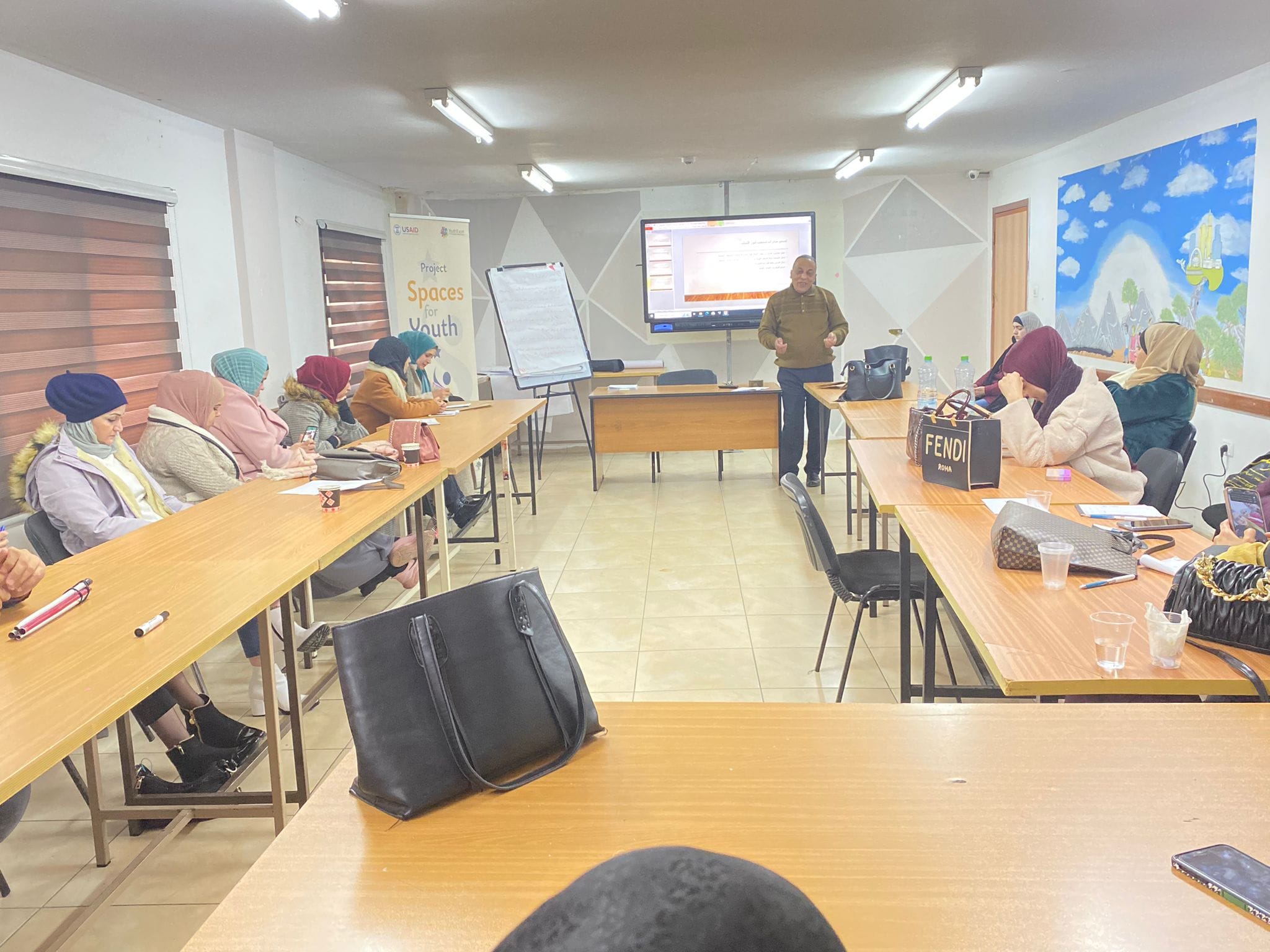 المركز الفلسطيني للاتصال والسياسات التنموية  | مشاركة الشباب في صنع القرار